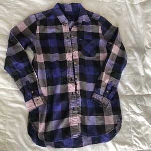 American Eagle flannel boyfriend tee